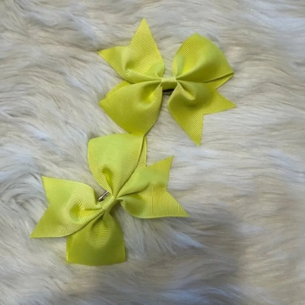 SET of Yellow 4